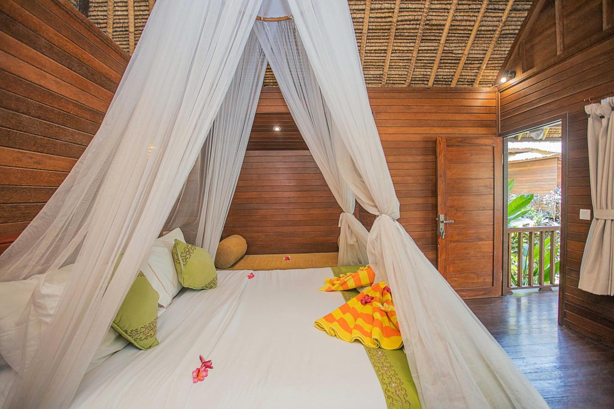 Lembongan Mantra Huts Hotel Eksteriør billede